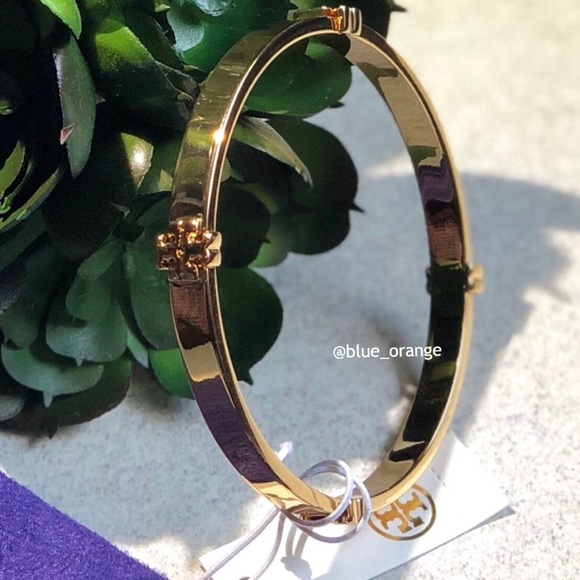 RESTOCKED ✨TORY BURCH✨LOGO BANGLE SLIP ON BRACELET - Picture 2 of 7